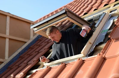 Pose de fenêtres de toit Velux à Santeuil
